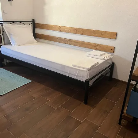 Πανσιόν Studio 2, Villa Kalina *